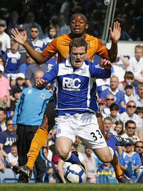 成为现代足 成为现代足